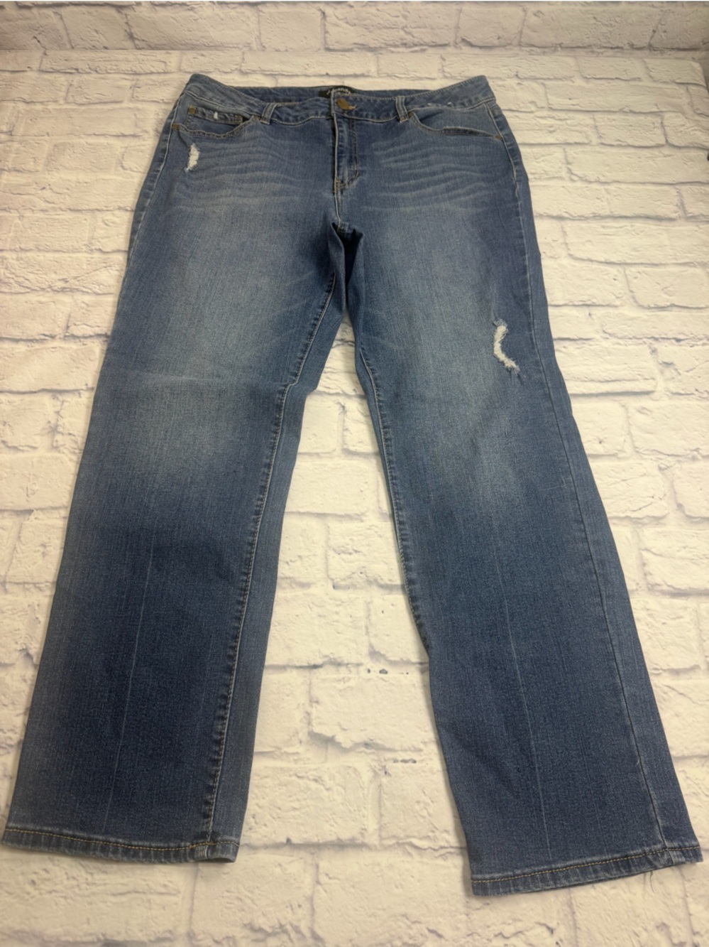 d. jeans Women's Blue Straight-Leg Distressed Jeans. Size 14. Stretch.
